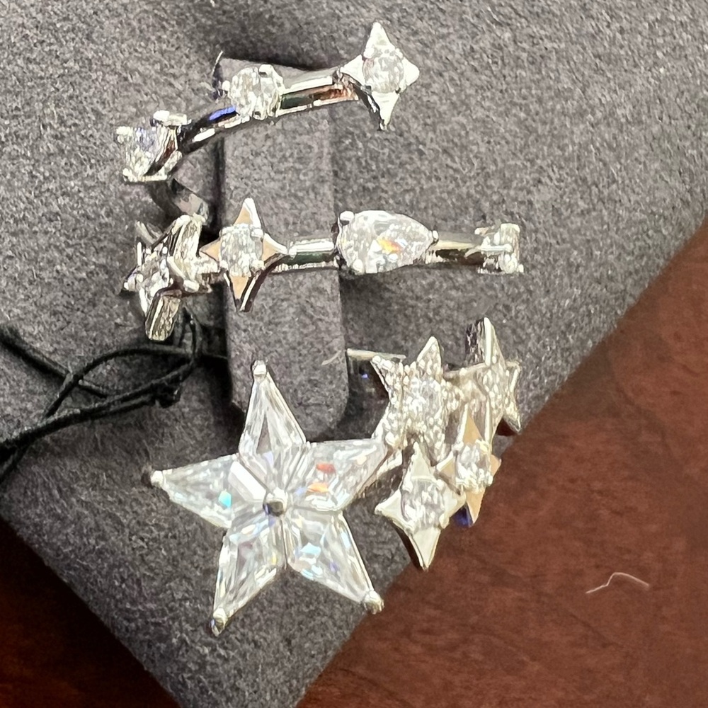 NWT Kate Spade Wrap Ring Cosmos, style KJ244, Size 8, Clear Crystals on Silver - Picture 4 of 8